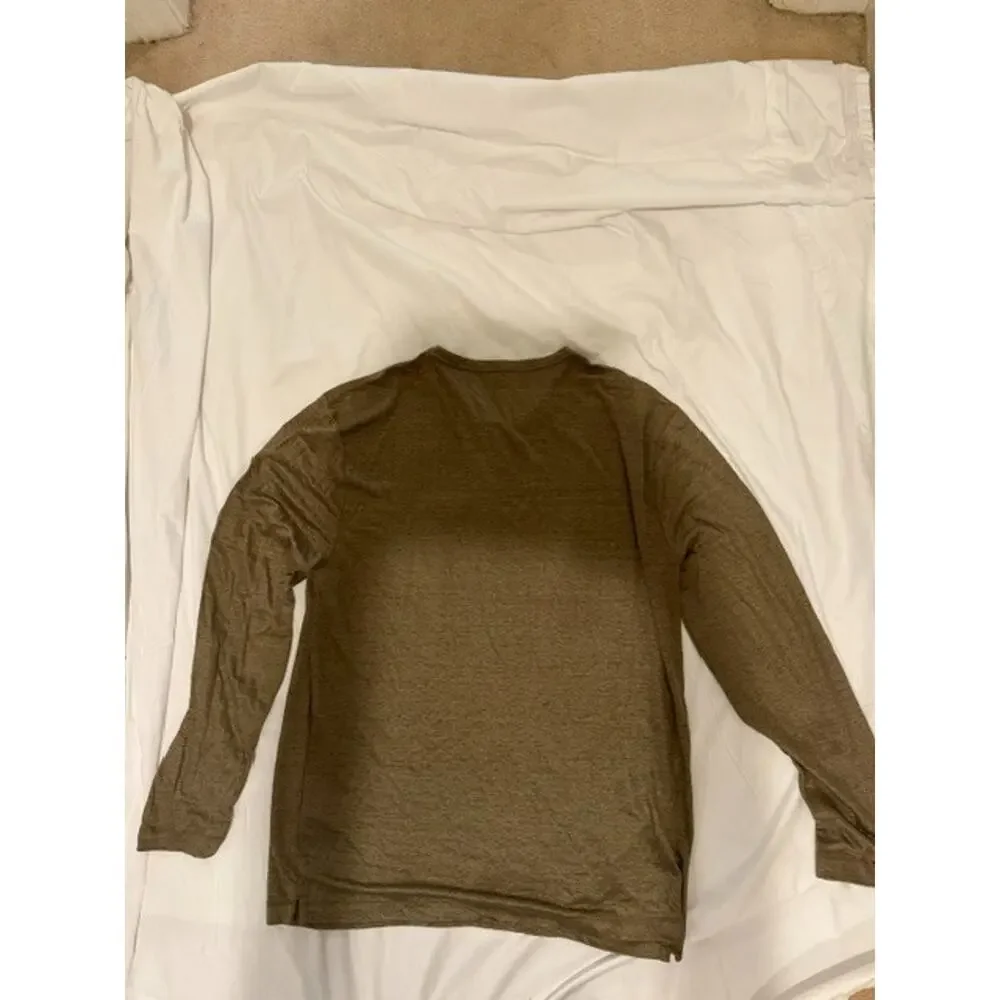 NWOT! Banana Republic 100% Linen Bronze/Brown Long Sleeved Henley Men's Large